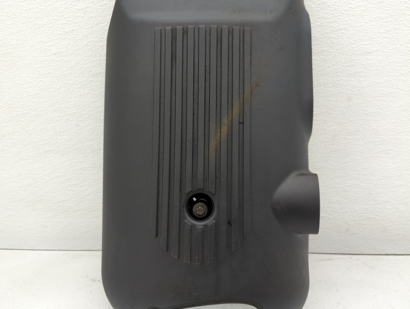 2003 Gmc Yukon Engine Cover - Oemusedautoparts1.com