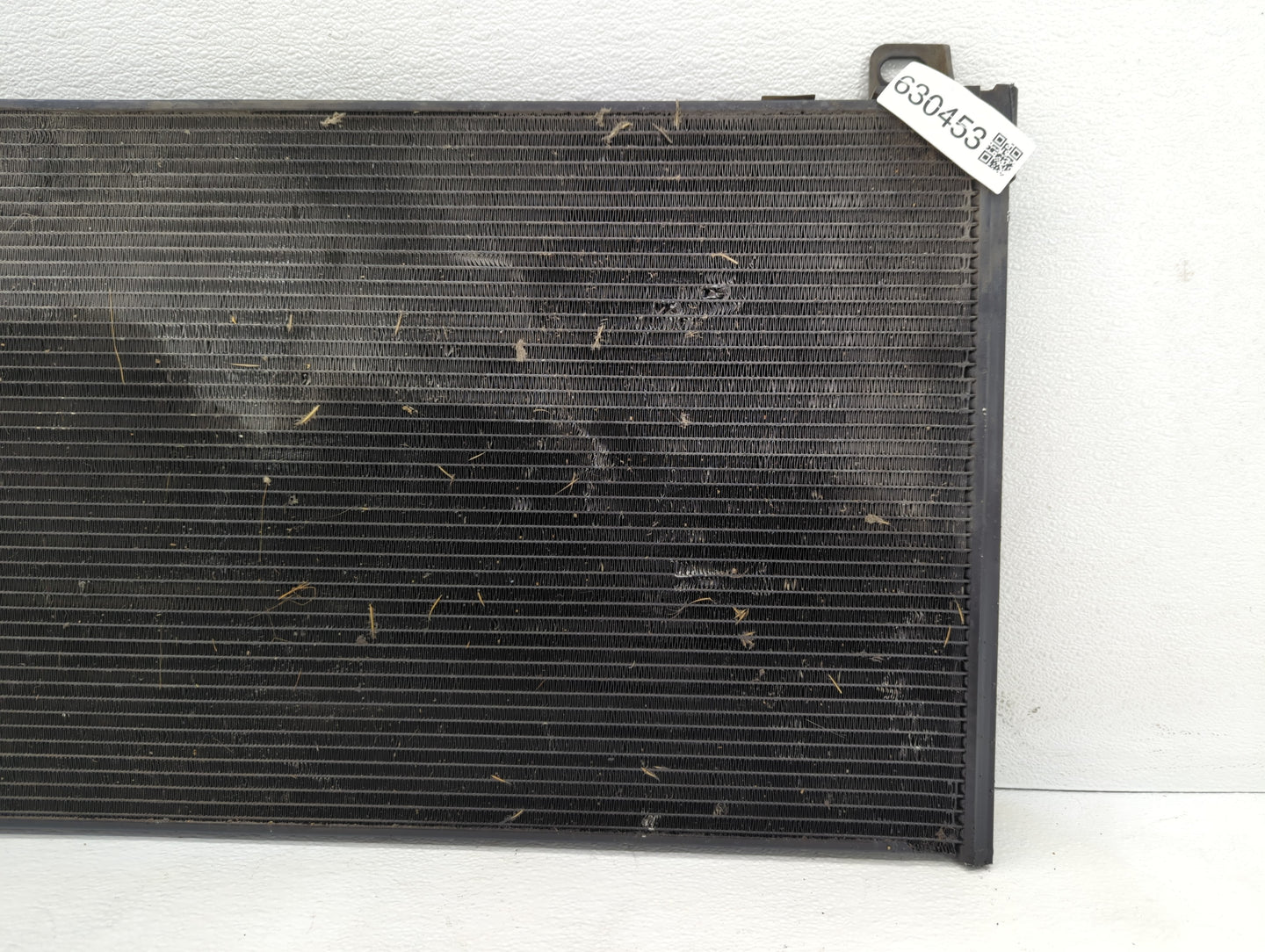 Gmc Yukon Left Radiator Fan Motor Assembly - Oemusedautoparts1.com