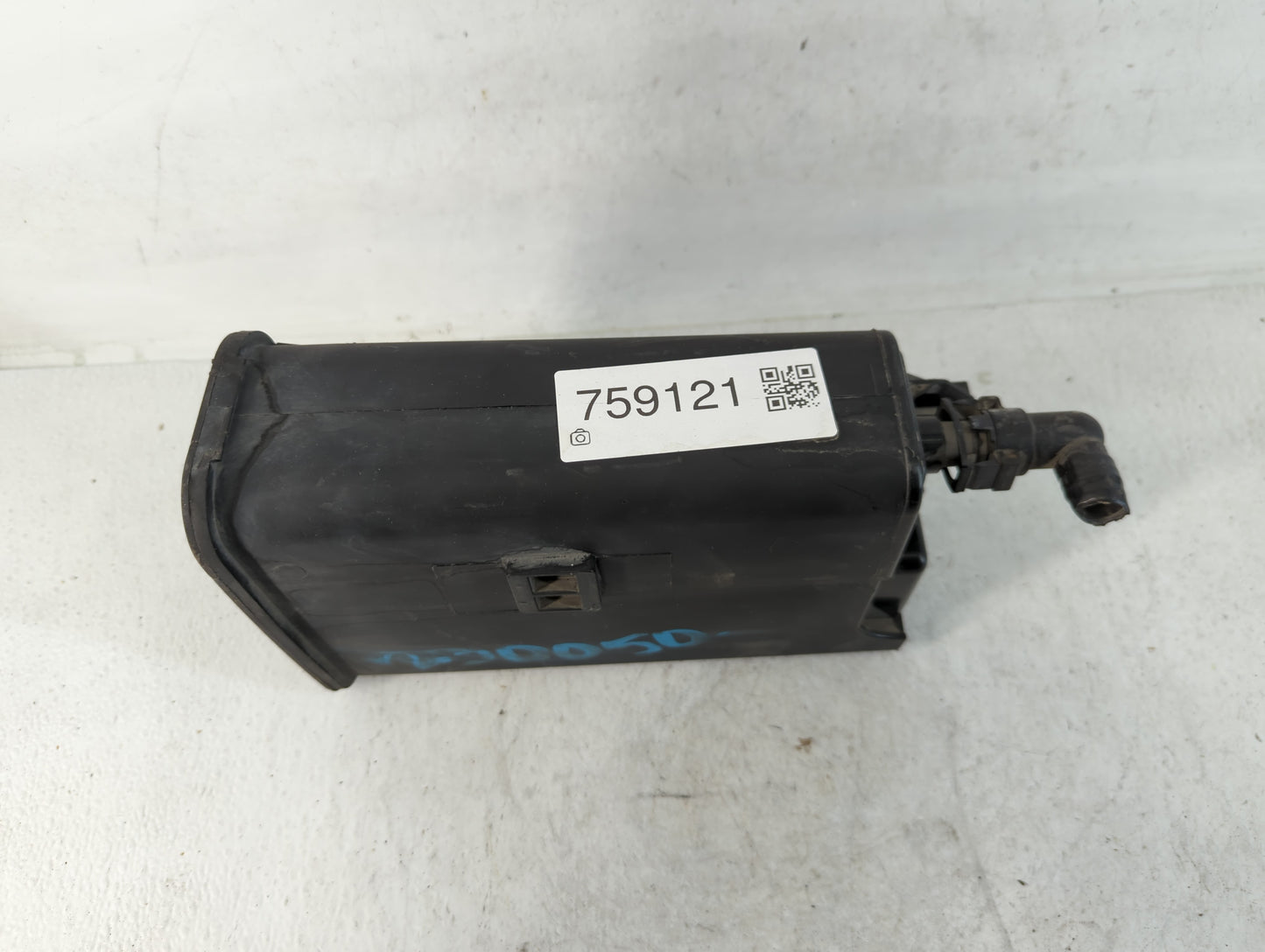 2003 Gmc Yukon Fuel Vapor Charcoal Canister - Oemusedautoparts1.com