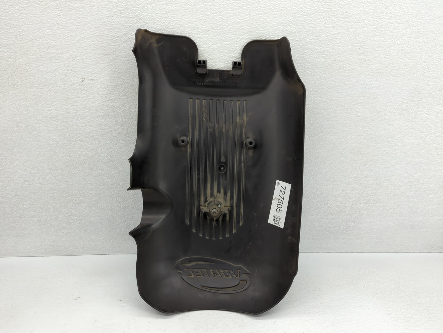 2003 Gmc Yukon Xl Engine Cover - Oemusedautoparts1.com