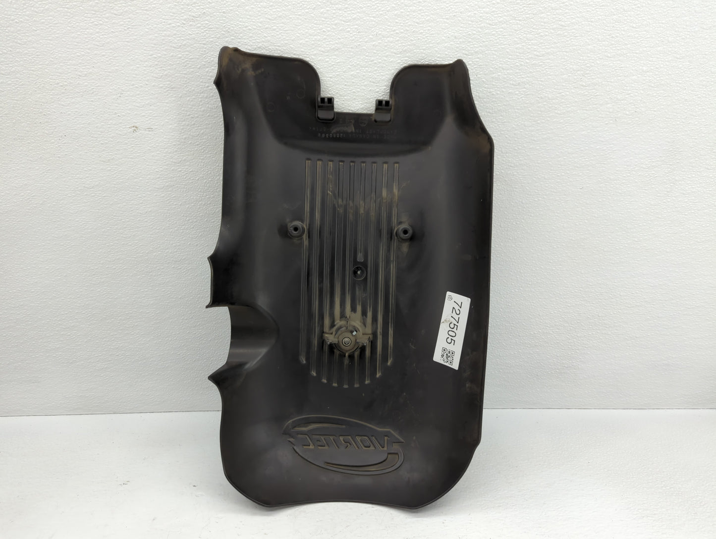 2003 Gmc Yukon Xl Engine Cover - Oemusedautoparts1.com