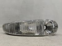 2001-2006 Gmc Yukon Xl 1500 Passenger Right Oem Front Light Lamp - Oemusedautoparts1.com