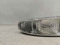 2001-2006 Gmc Yukon Xl 1500 Passenger Right Oem Front Light Lamp - Oemusedautoparts1.com