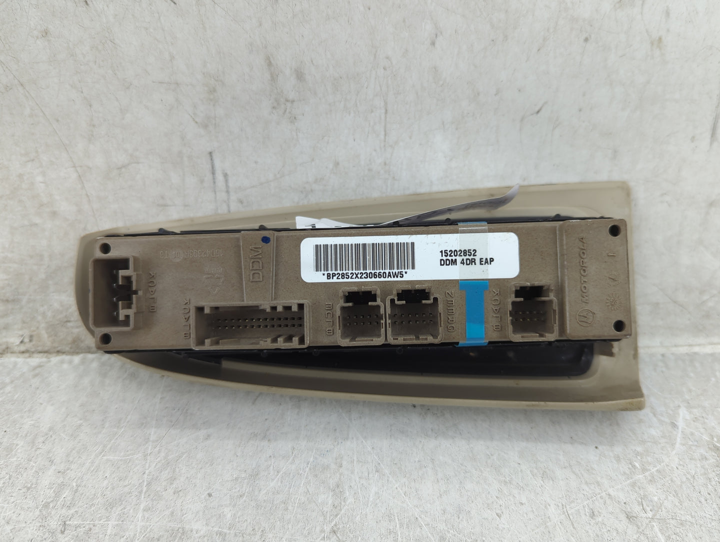 2003-2006 Gmc Yukon Xl 1500 Master Power Window Switch Replacement Driver Side Left P/N:15202852 Fits Fits 2003 2004 2005 20
