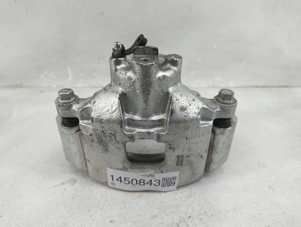 2000-2006 Gmc Yukon Xl 1500 Front Driver Left Brake Caliper - Oemusedautoparts1.com