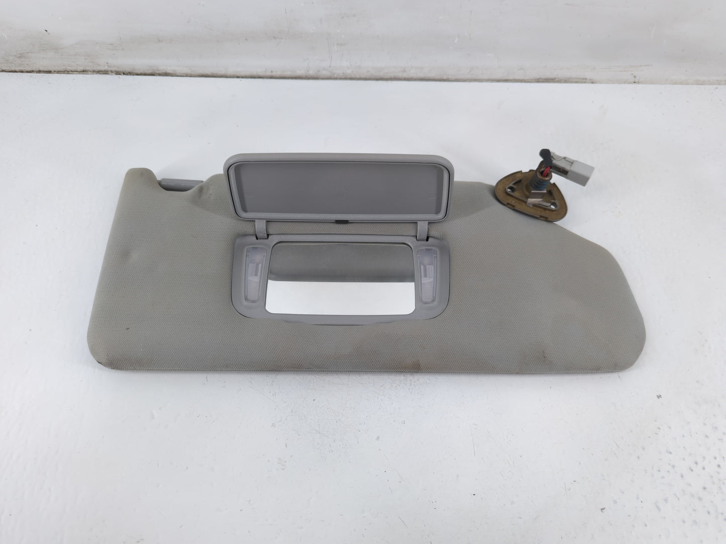2003-2007 Honda Accord Sun Visor Shade Replacement Passenger Right Mirror Fits Fits 2003 2004 2005 2006 2007 OEM Used Auto P