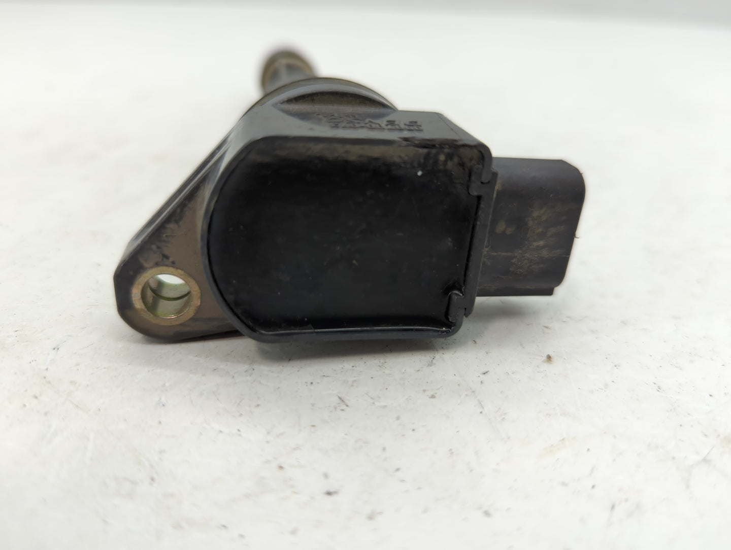 2003-2005 Honda Accord Ignition Coil Igniter Pack - Oemusedautoparts1.com