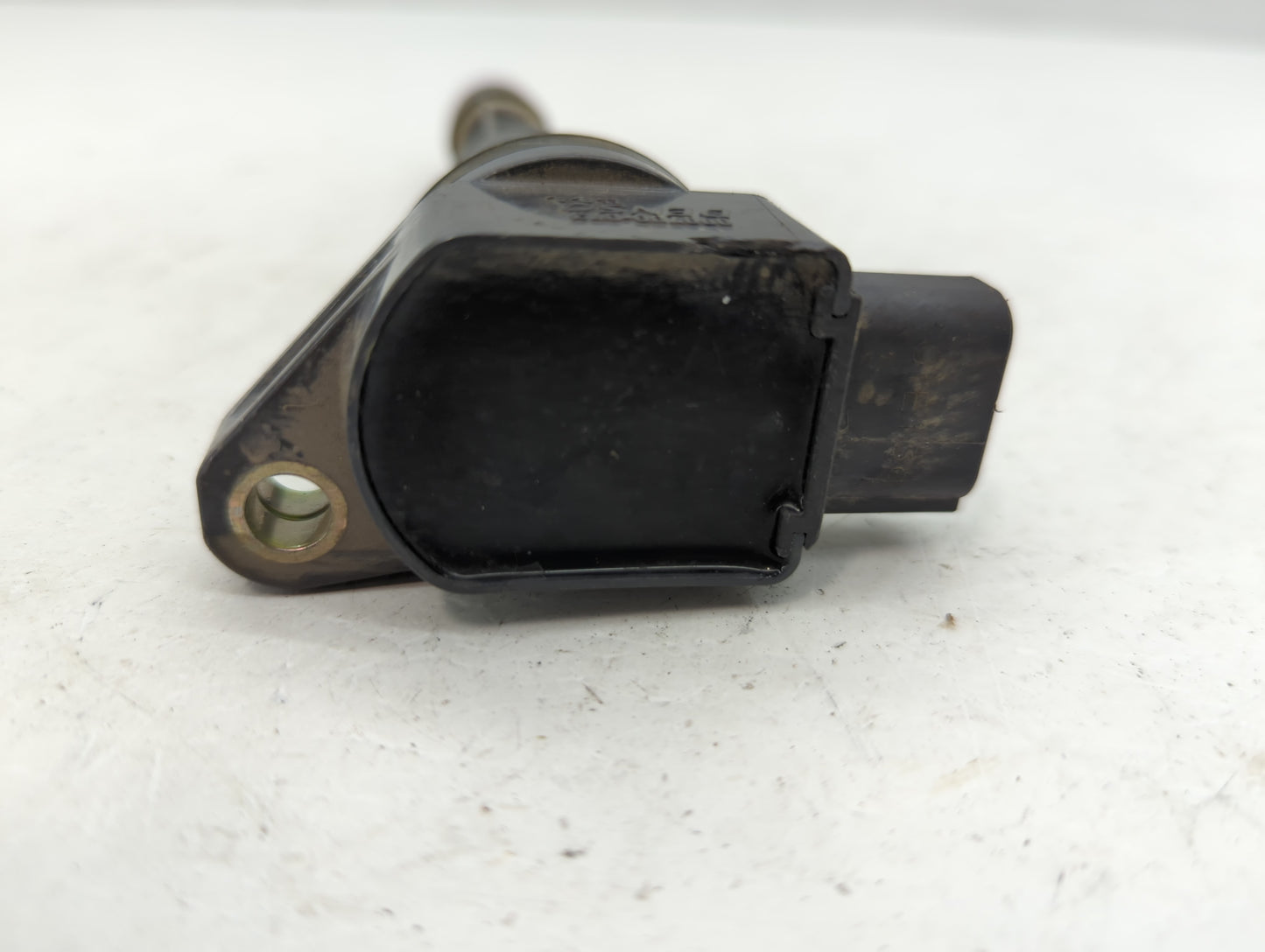 2003-2005 Honda Accord Ignition Coil Igniter Pack - Oemusedautoparts1.com