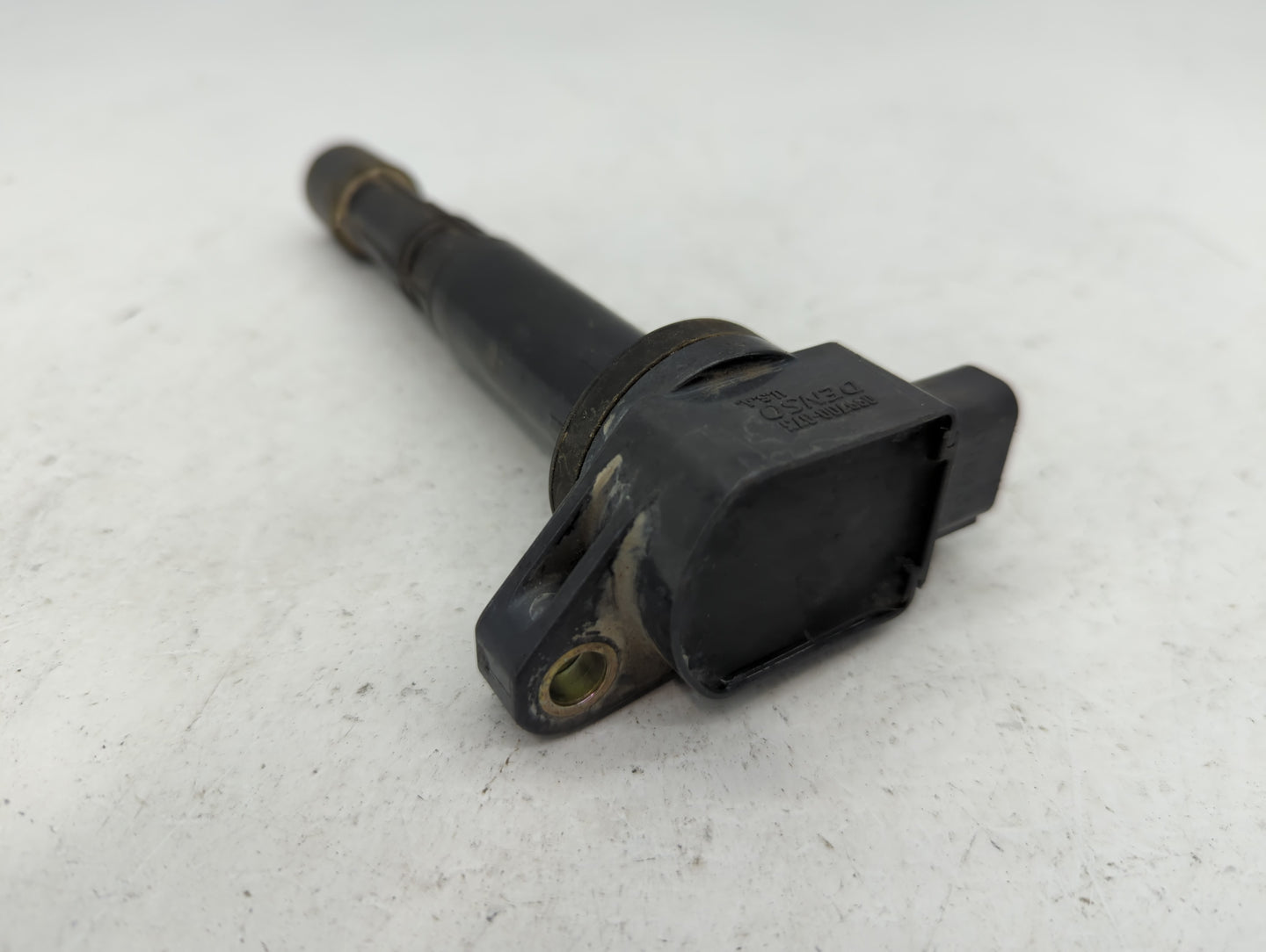 2003-2005 Honda Accord Ignition Coil Igniter Pack - Oemusedautoparts1.com