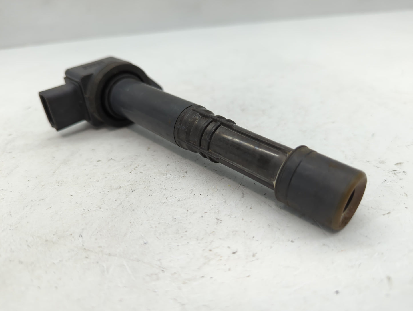 2003-2005 Honda Accord Ignition Coil Igniter Pack - Oemusedautoparts1.com