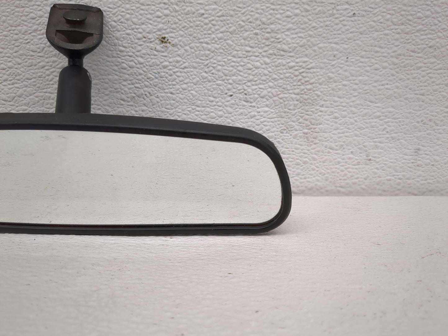 2003 Honda Accord Interior Rear View Mirror Replacement OEM P/N:E8011681 Fits OEM Used Auto Parts - Oemusedautoparts1.com