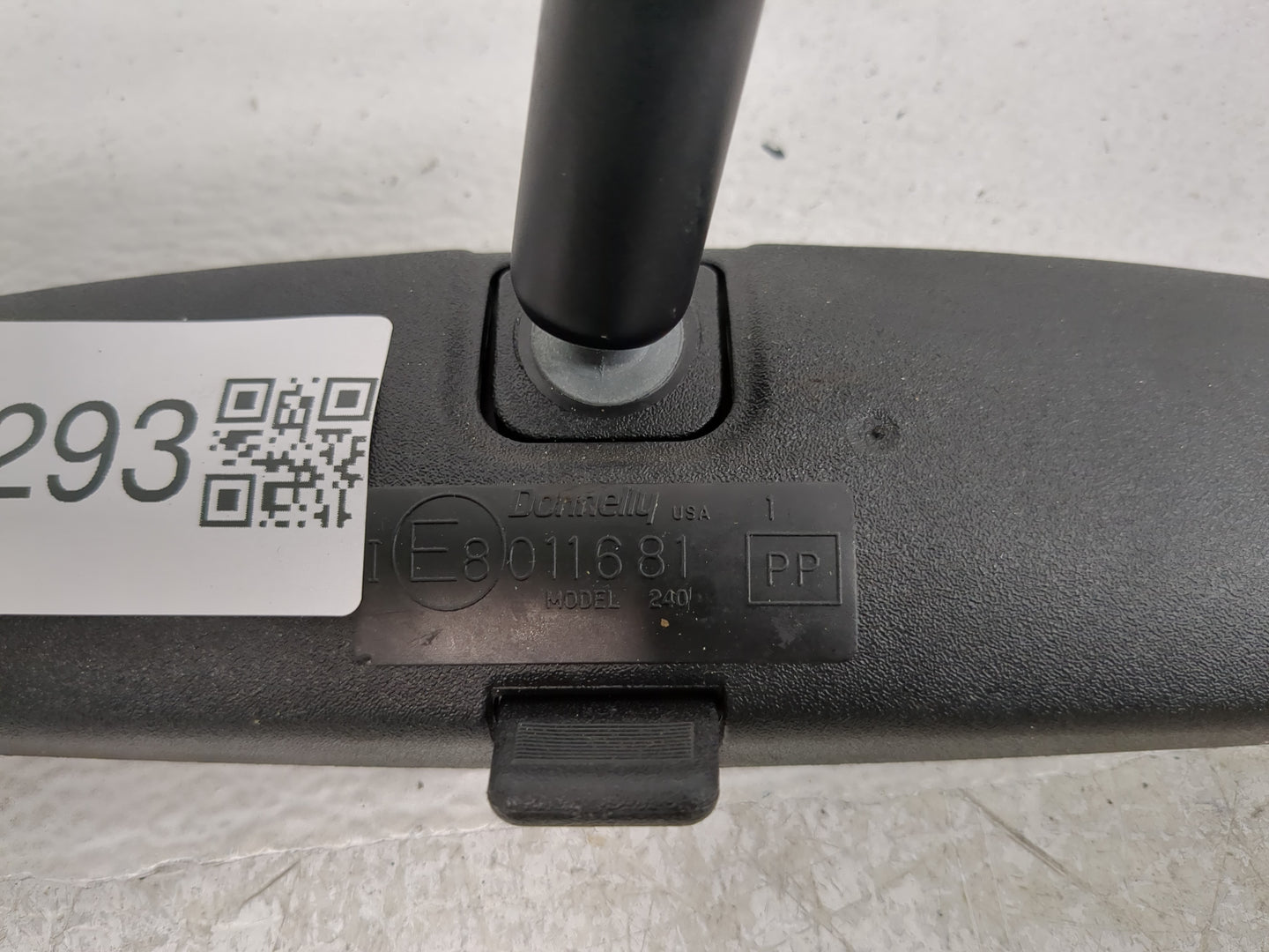 2003 Honda Accord Interior Rear View Mirror Replacement OEM P/N:E8011681 Fits OEM Used Auto Parts - Oemusedautoparts1.com