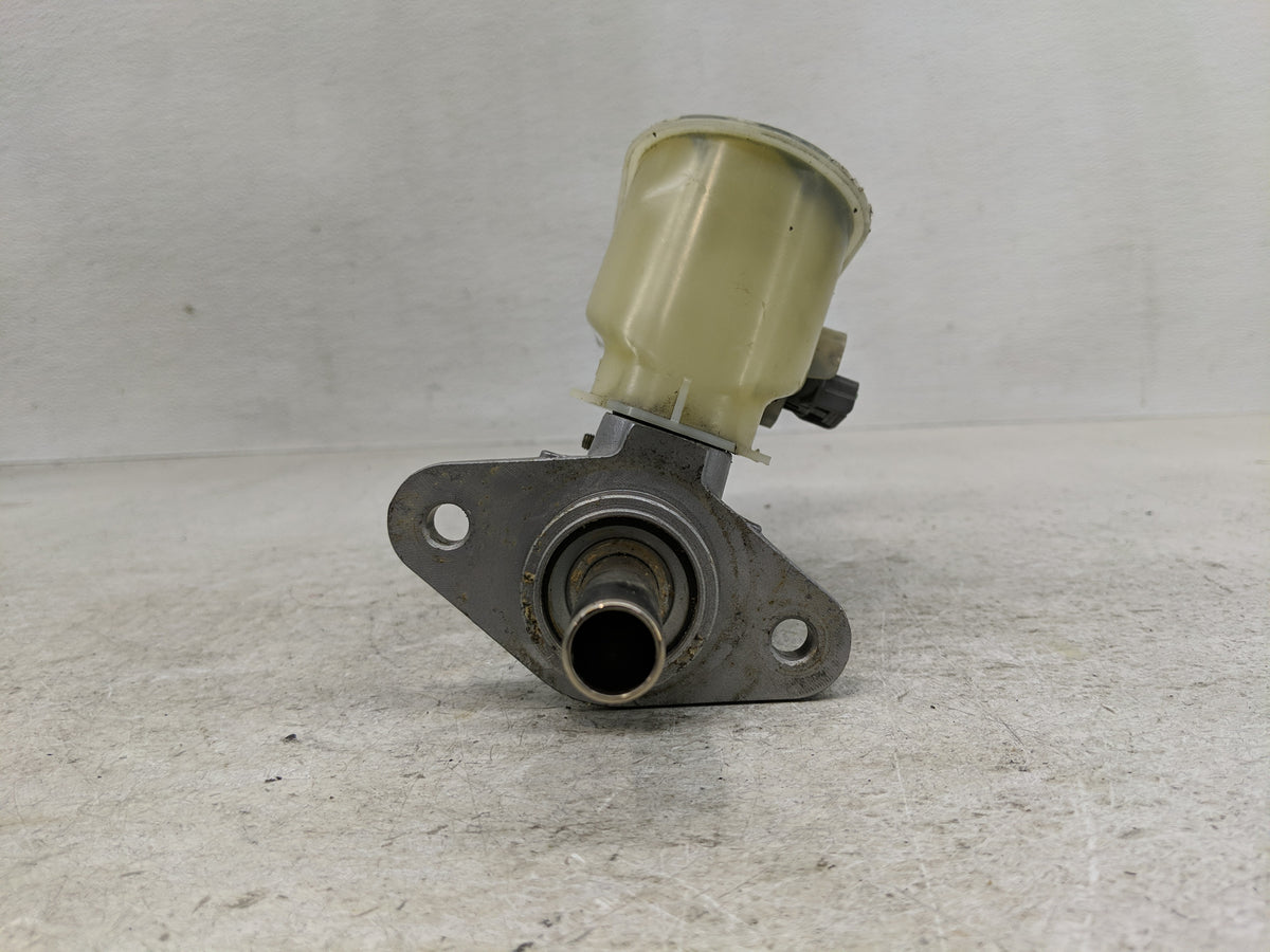 2003-2007 Honda Accord Brake Master Cylinder 1276412 - Oemusedautoparts1.com