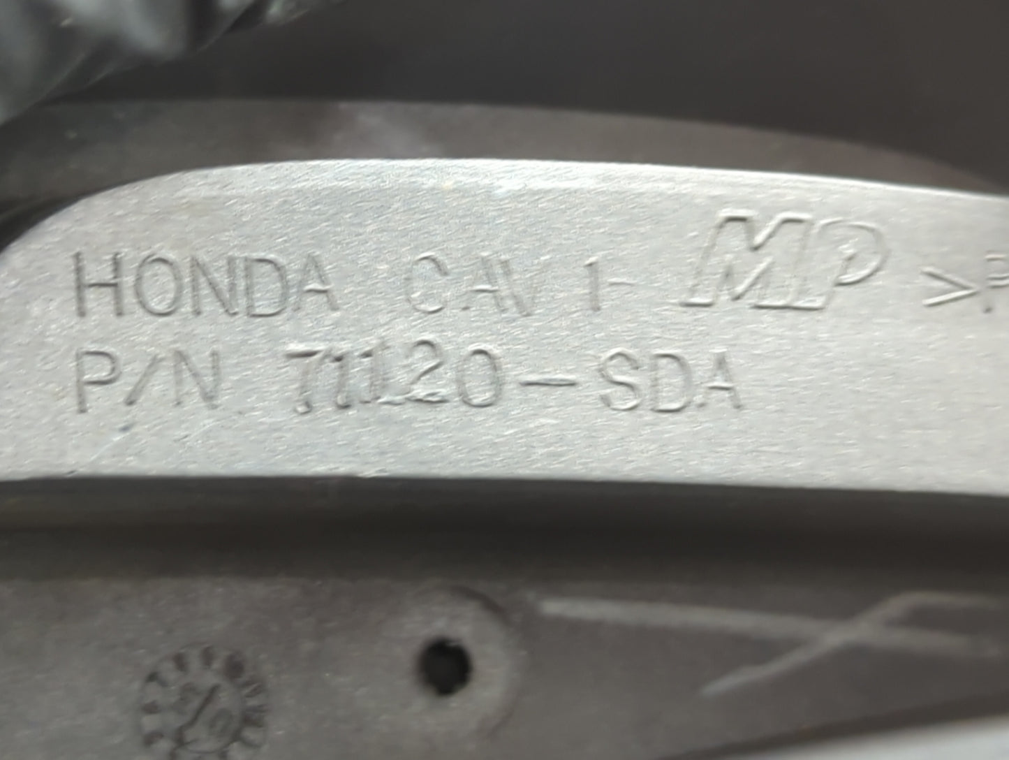 2003-2005 Honda Accord Front Grille Bumper Not Included - Oemusedautoparts1.com