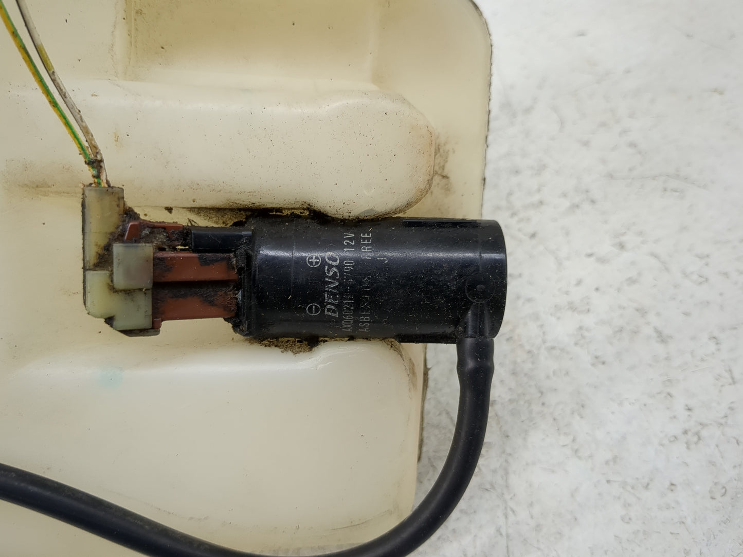2003-2007 Honda Accord Windshield Washer Fluid Reservoir Bottle Oem - Oemusedautoparts1.com