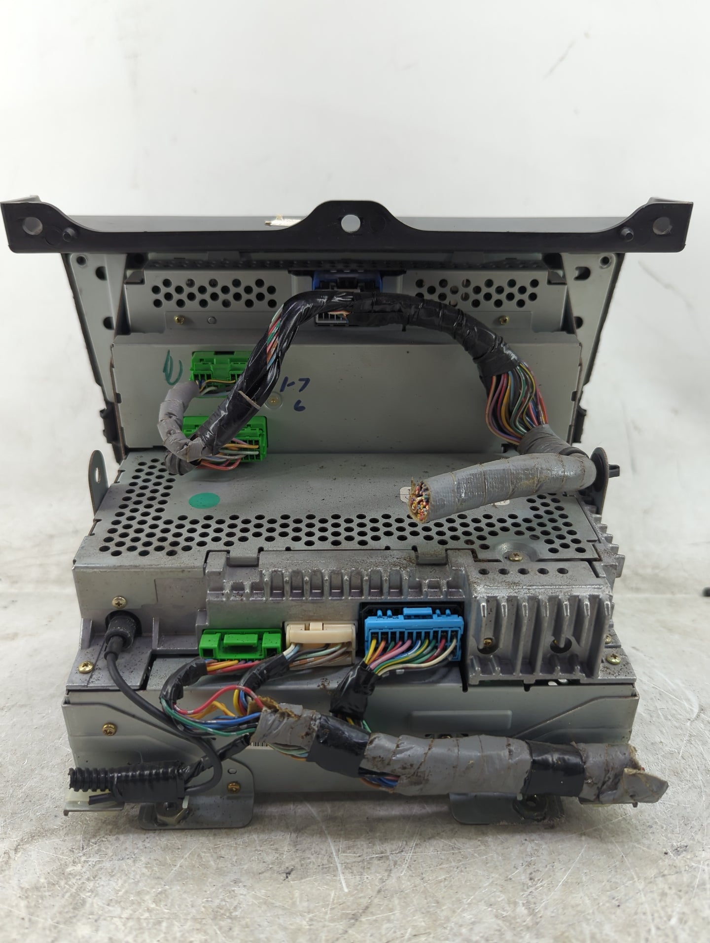 2003 Honda Accord Radio AM FM Cd Player Receiver Replacement P/N:39051-SDA-A410-M1 RG833A0, DBF22003398 Fits OEM Used Auto P