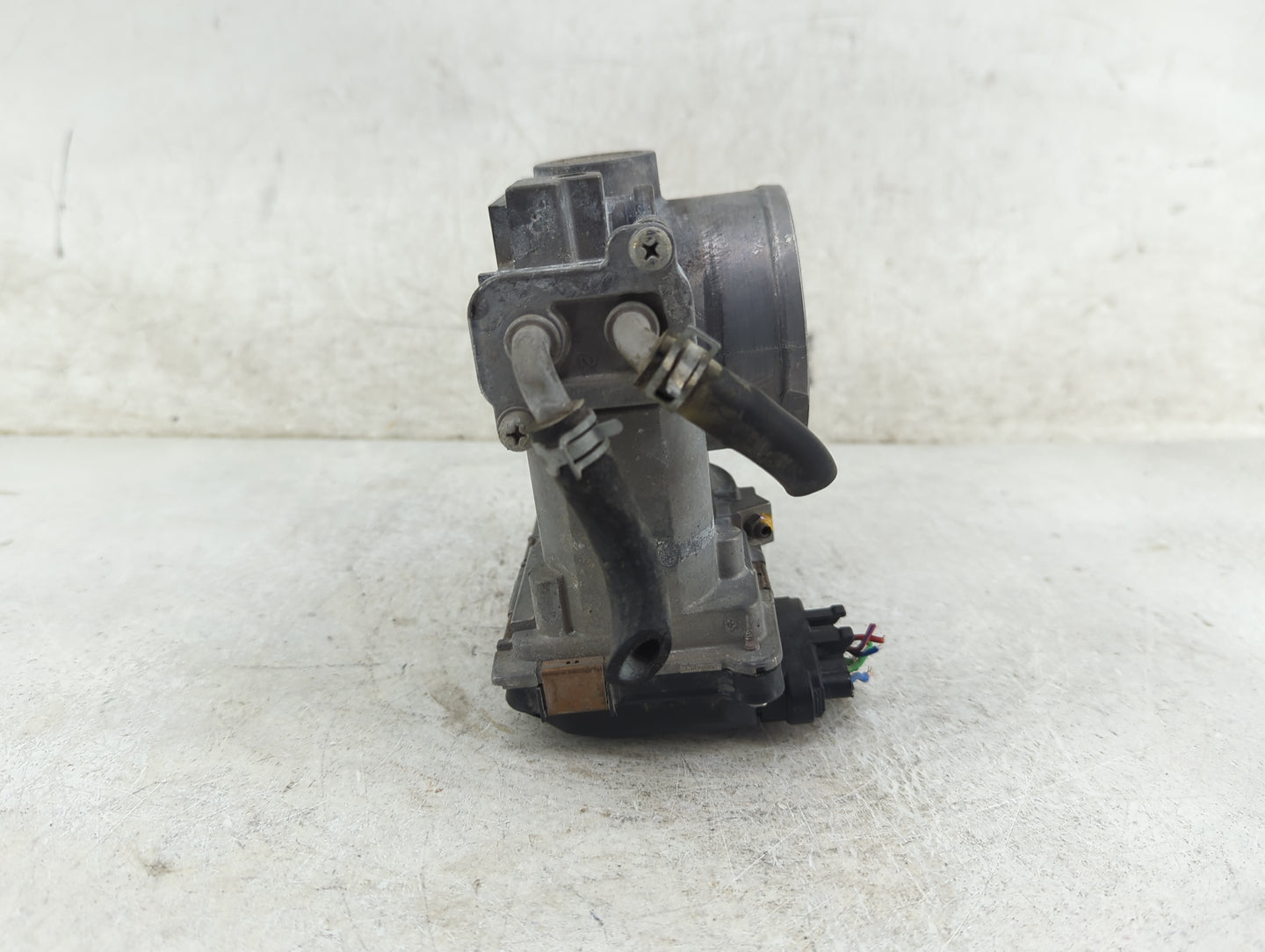 2003-2004 Honda Accord Throttle Body P/N:079800-5410 Fits Fits 2003 2004 OEM Used Auto Parts - Oemusedautoparts1.com