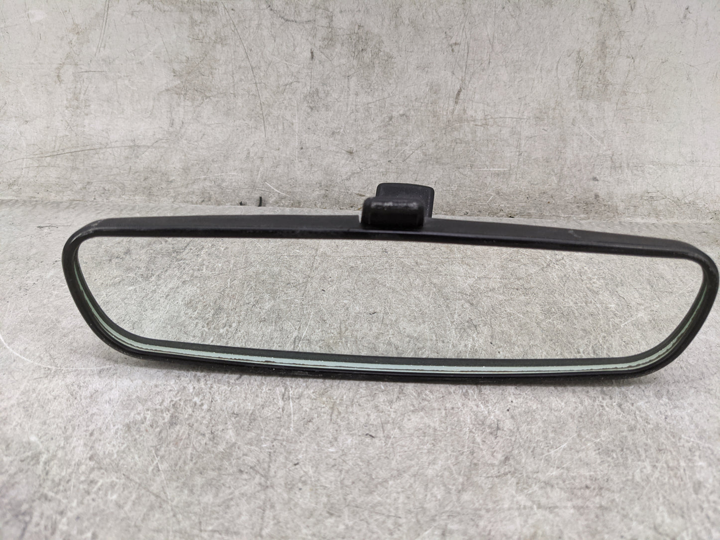 2003 Honda Accord Interior Rear View Mirror Replacement OEM P/N:E8011681 MODEL 240 Fits OEM Used Auto Parts - Oemusedautopar