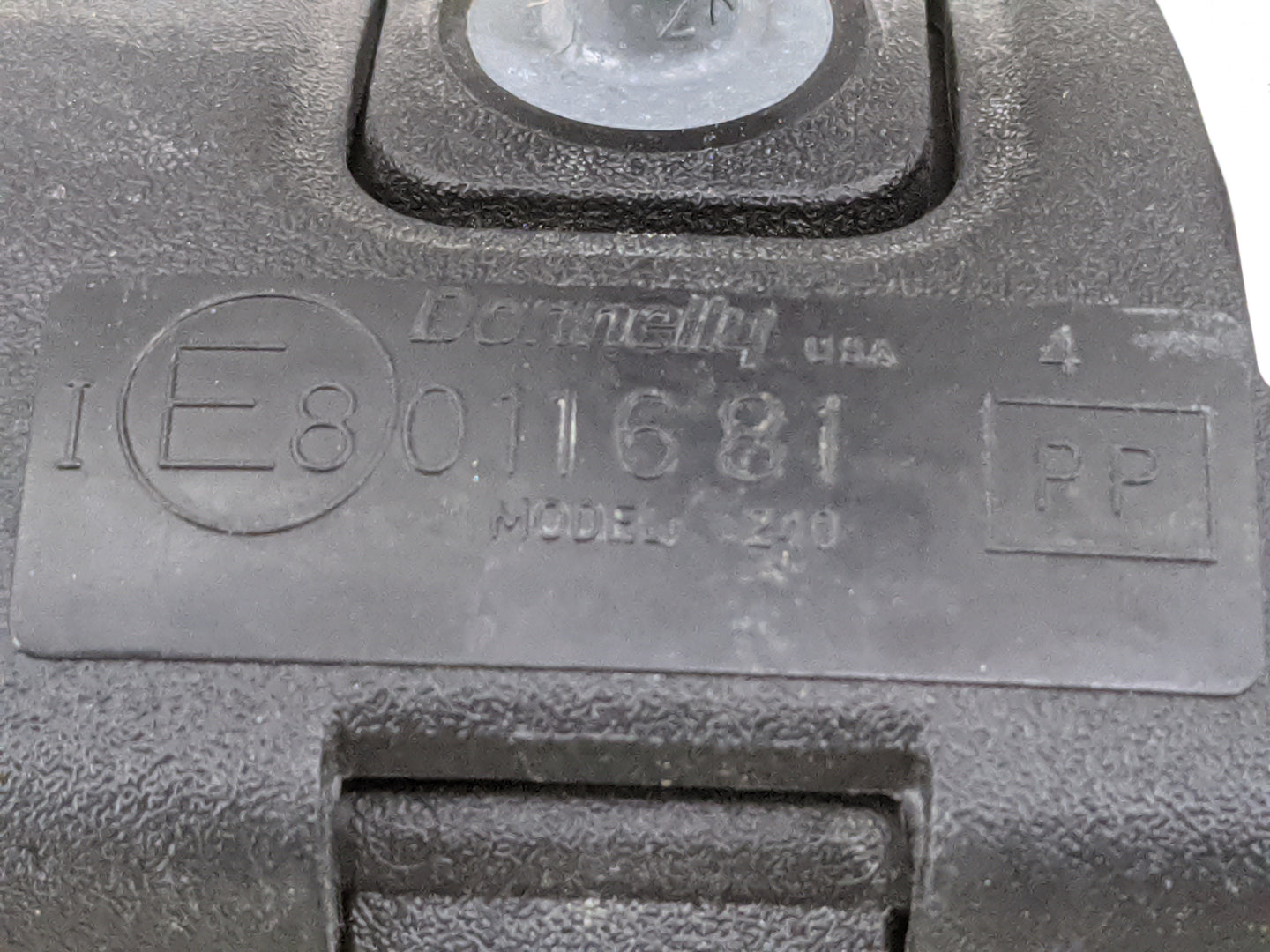 2003 Honda Accord Interior Rear View Mirror Replacement OEM P/N:E8011681 MODEL 240 Fits OEM Used Auto Parts - Oemusedautopar