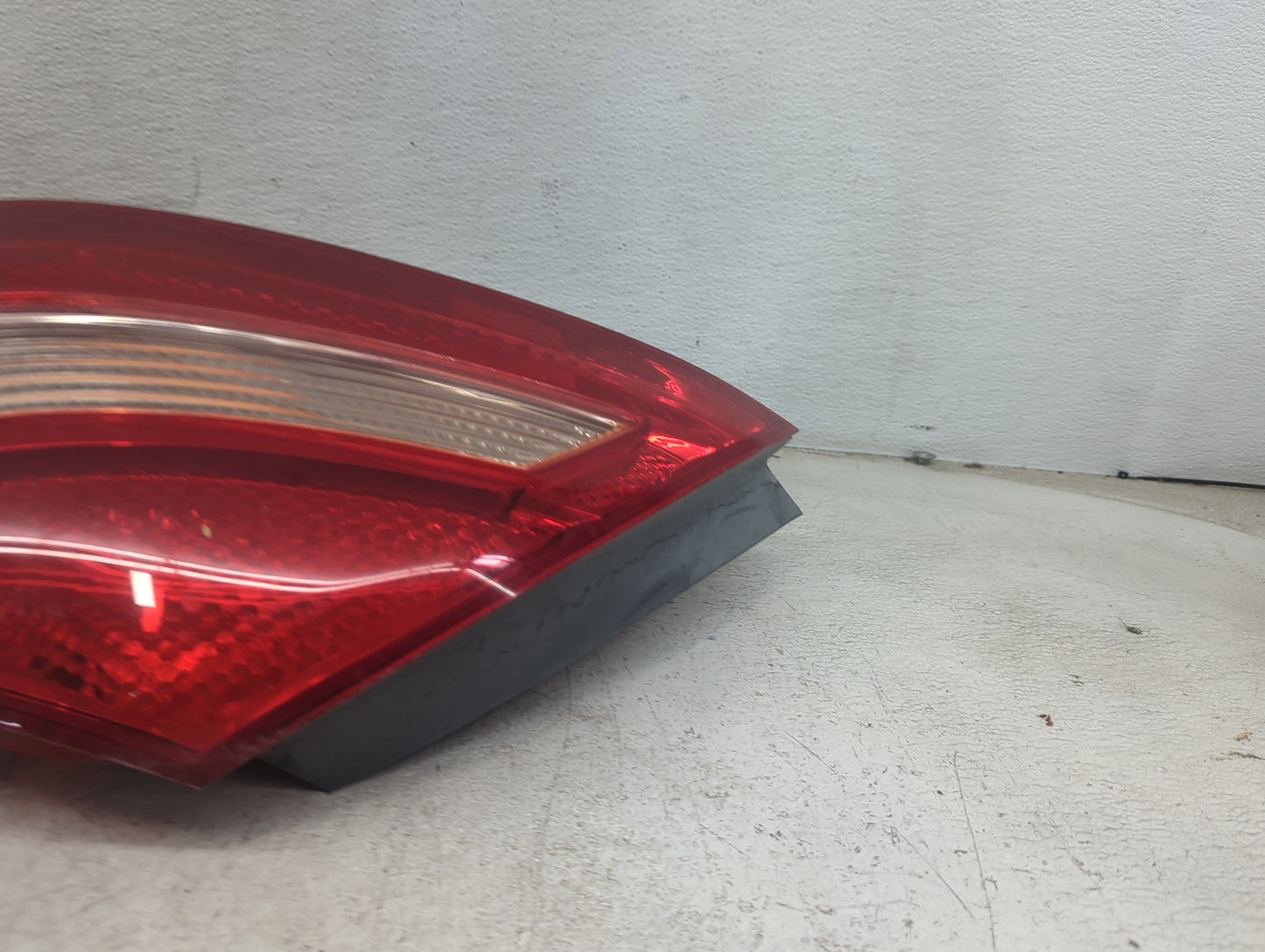 2003-2004 Honda Accord Tail Light Assembly Passenger Right OEM Fits Fits 2003 2004 OEM Used Auto Parts - Oemusedautoparts1.c