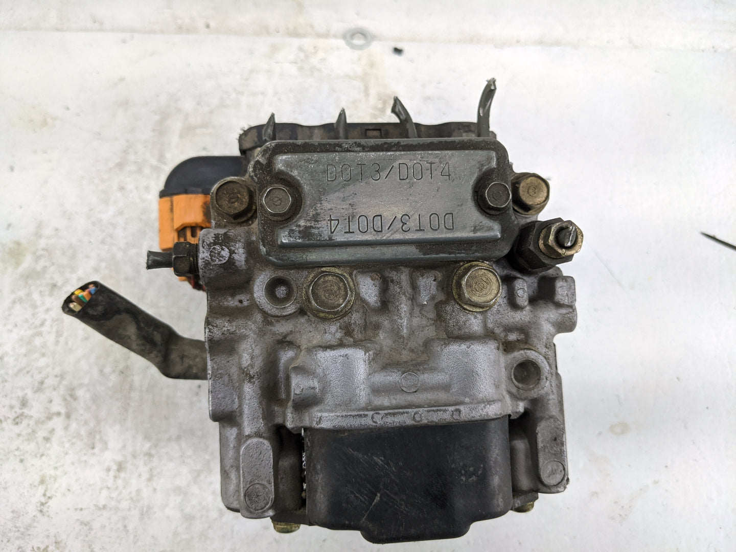 2003 Honda Accord ABS Pump Control Module Replacement P/N:K18 0793 FW74, JIDECO Fits OEM Used Auto Parts - Oemusedautoparts1