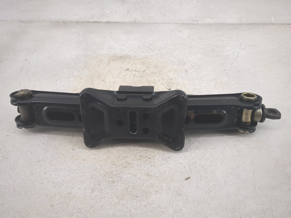 2003 Honda Accord Spare Scissor Car Jack Black - Oemusedautoparts1.com