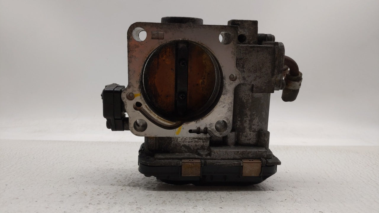 2003-2004 Honda Accord Throttle Body P/N:GMA3A GMA1A Fits Fits 2003 2004 OEM Used Auto Parts - Oemusedautoparts1.com