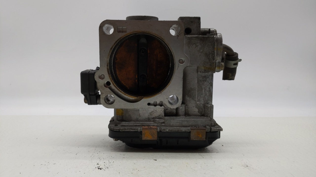 2003-2004 Honda Accord Throttle Body P/N:GMA3A GMA1A Fits Fits 2003 2004 OEM Used Auto Parts - Oemusedautoparts1.com