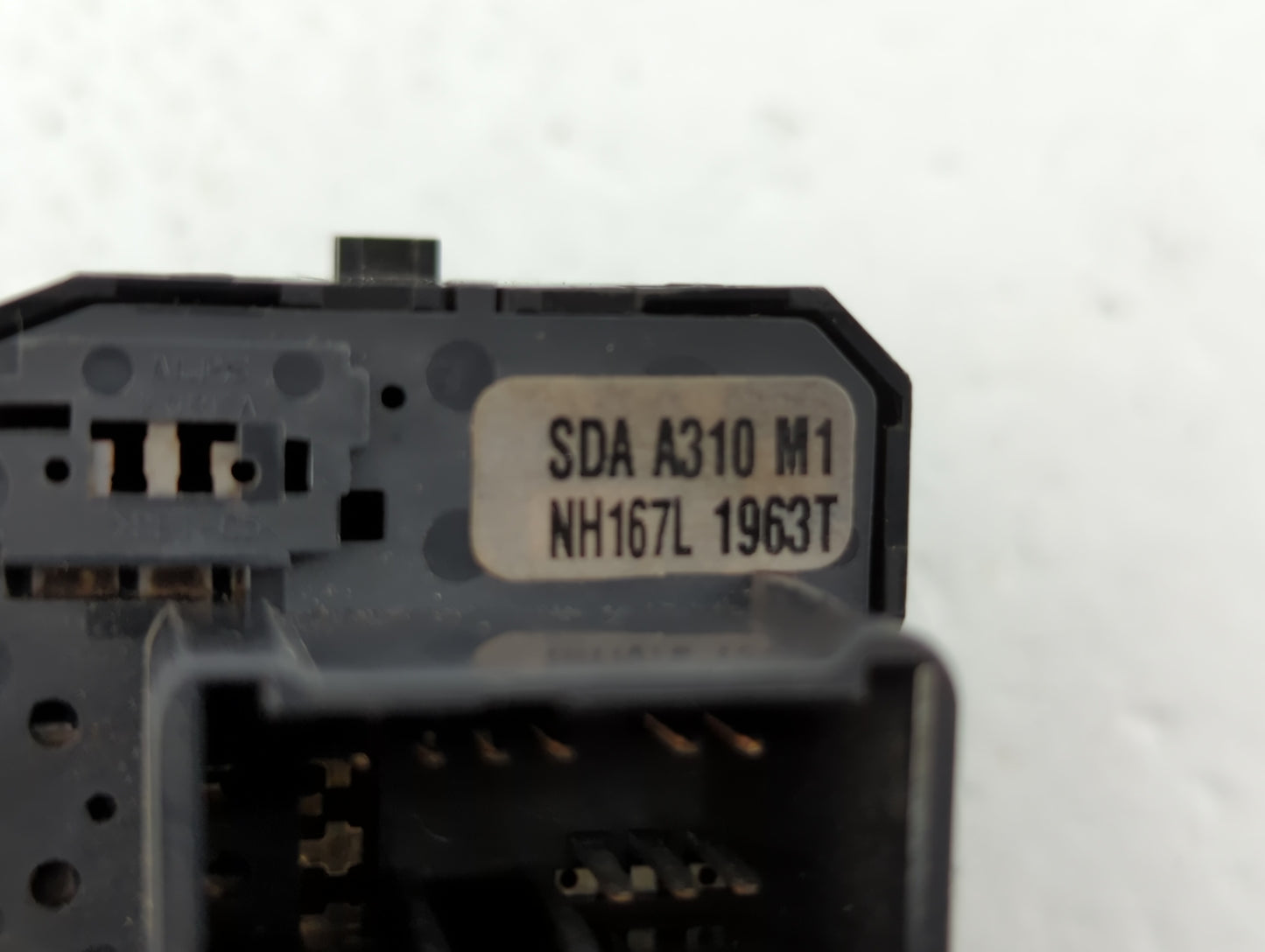 2003-2007 Honda Accord Master Power Window Switch Replacement Driver Side Left P/N:SDA A310 M1 SDA A020 M1 Fits OEM Used Aut