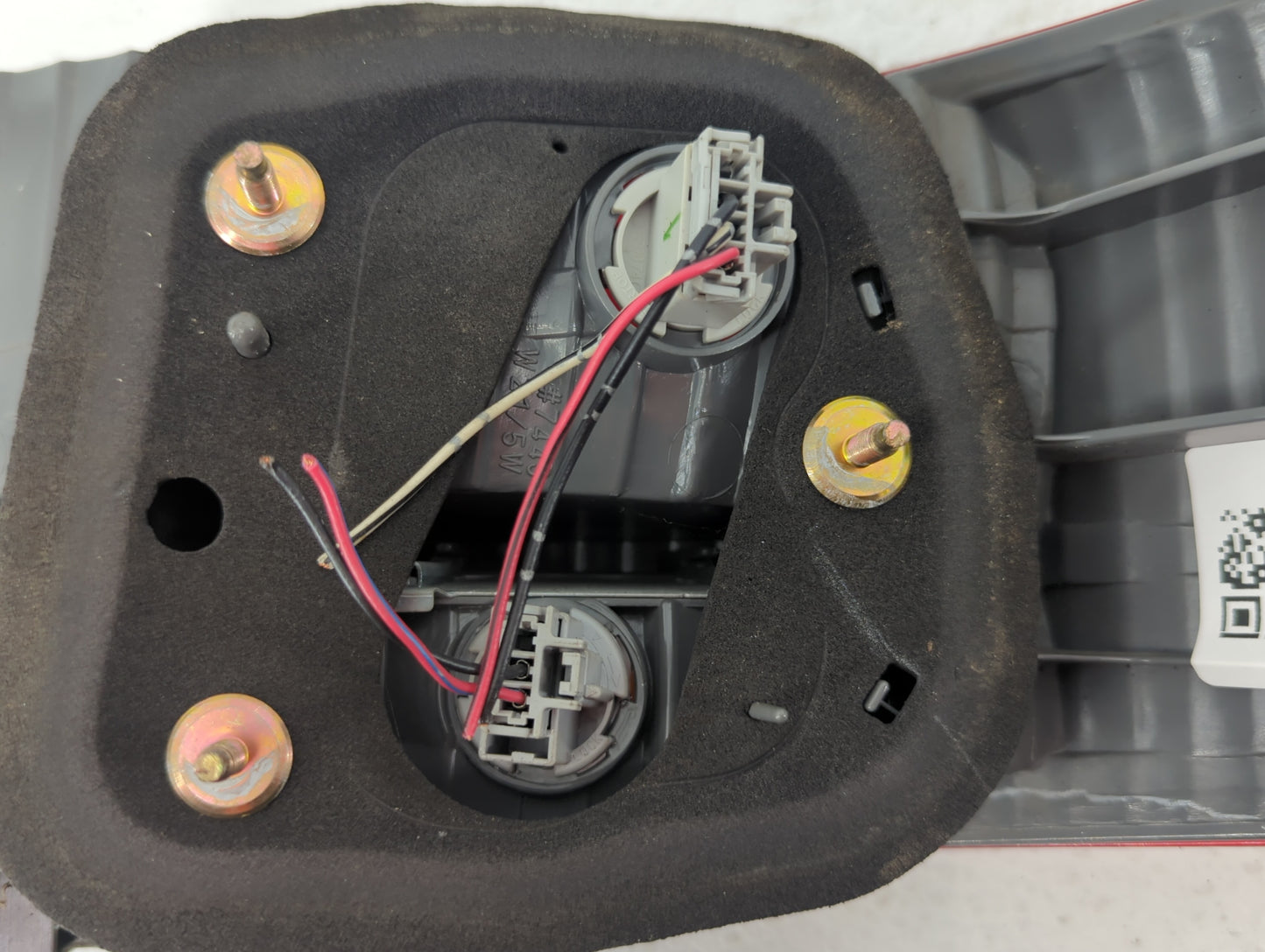 2003-2004 Honda Accord Tail Light Assembly Driver Left OEM Fits Fits 2003 2004 OEM Used Auto Parts - Oemusedautoparts1.com