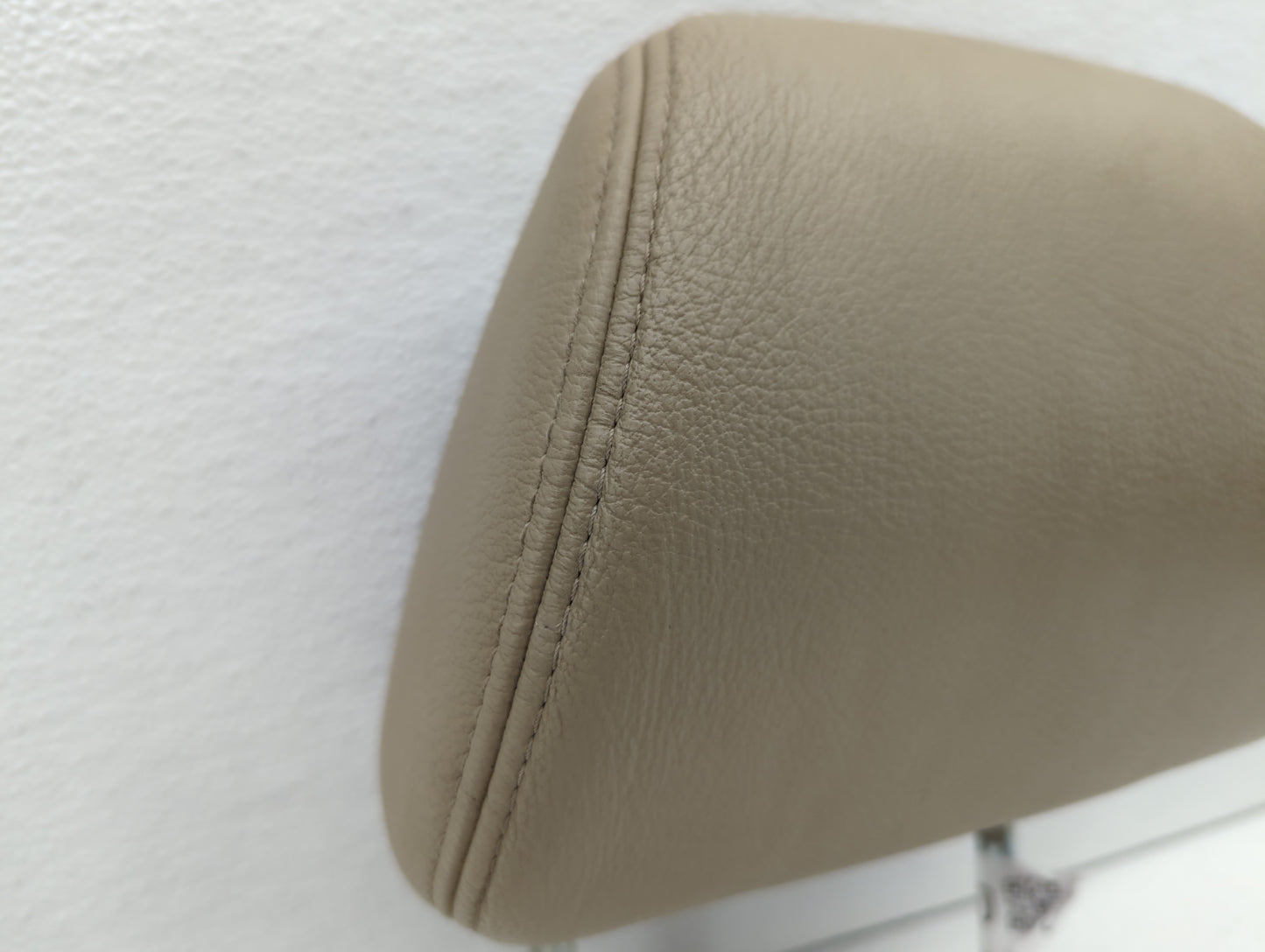 2003-2004 Honda Accord Headrest Head Rest Rear Seat Beige - Oemusedautoparts1.com