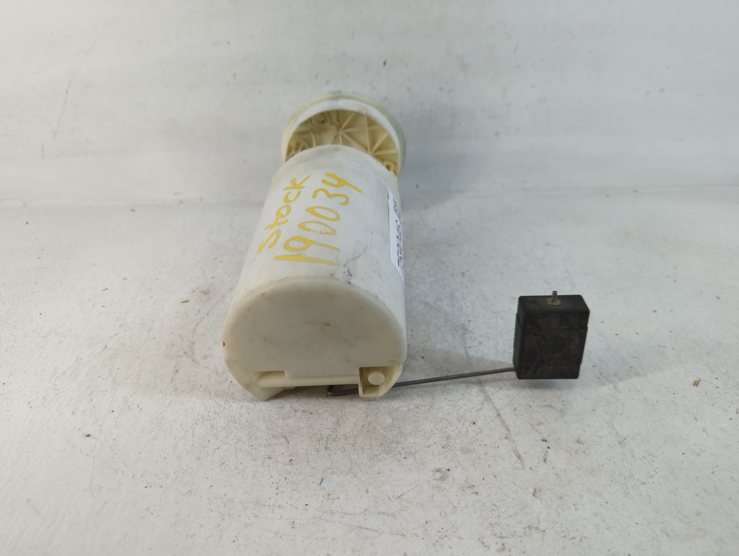 2003-2004 Honda Accord Electrical Gas Fuel Pump Assembly - Oemusedautoparts1.com