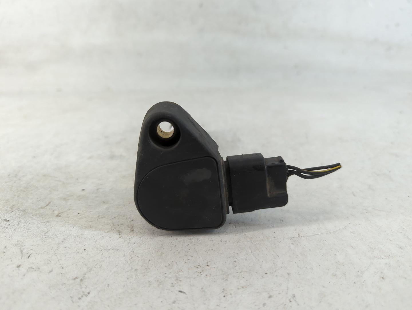 2003-2005 Honda Accord Ignition Coil Igniter Pack - Oemusedautoparts1.com