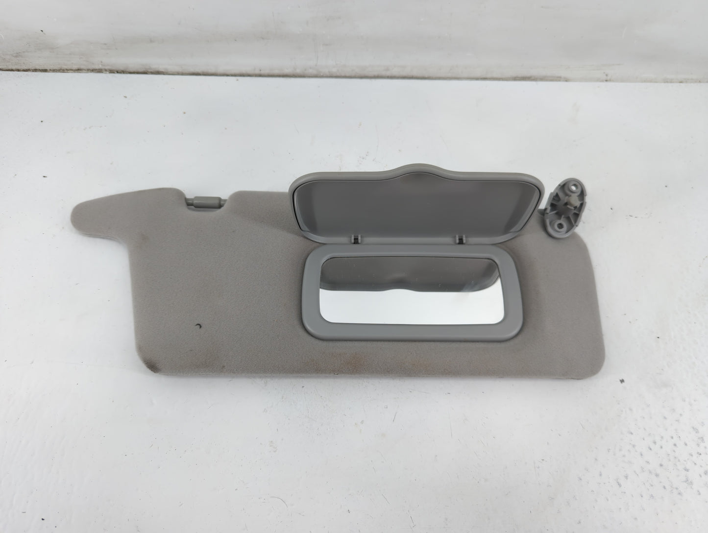 2001-2005 Honda Civic Sun Visor Shade Replacement Passenger Right Mirror Fits Fits 2001 2002 2003 2004 2005 OEM Used Auto Pa