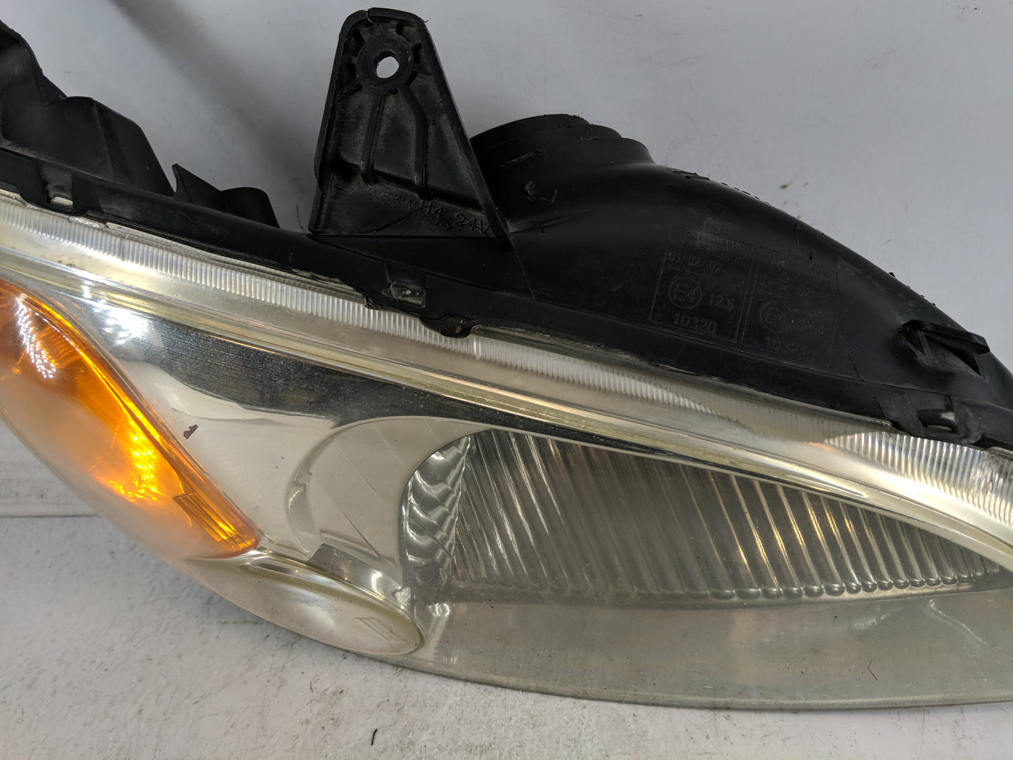 2001-2003 Honda Civic Passenger Right Oem Head Light Headlight Lamp - Oemusedautoparts1.com