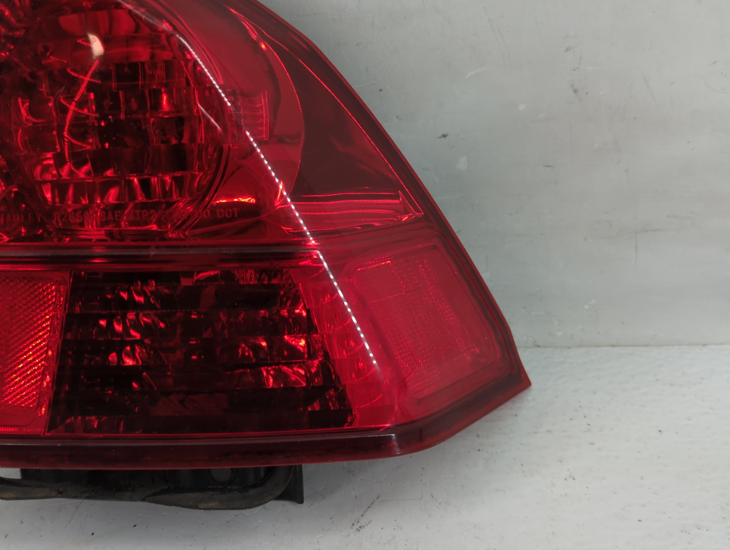 2003-2005 Honda Civic Tail Light Assembly Passenger Right OEM Fits Fits 2003 2004 2005 OEM Used Auto Parts - Oemusedautopart
