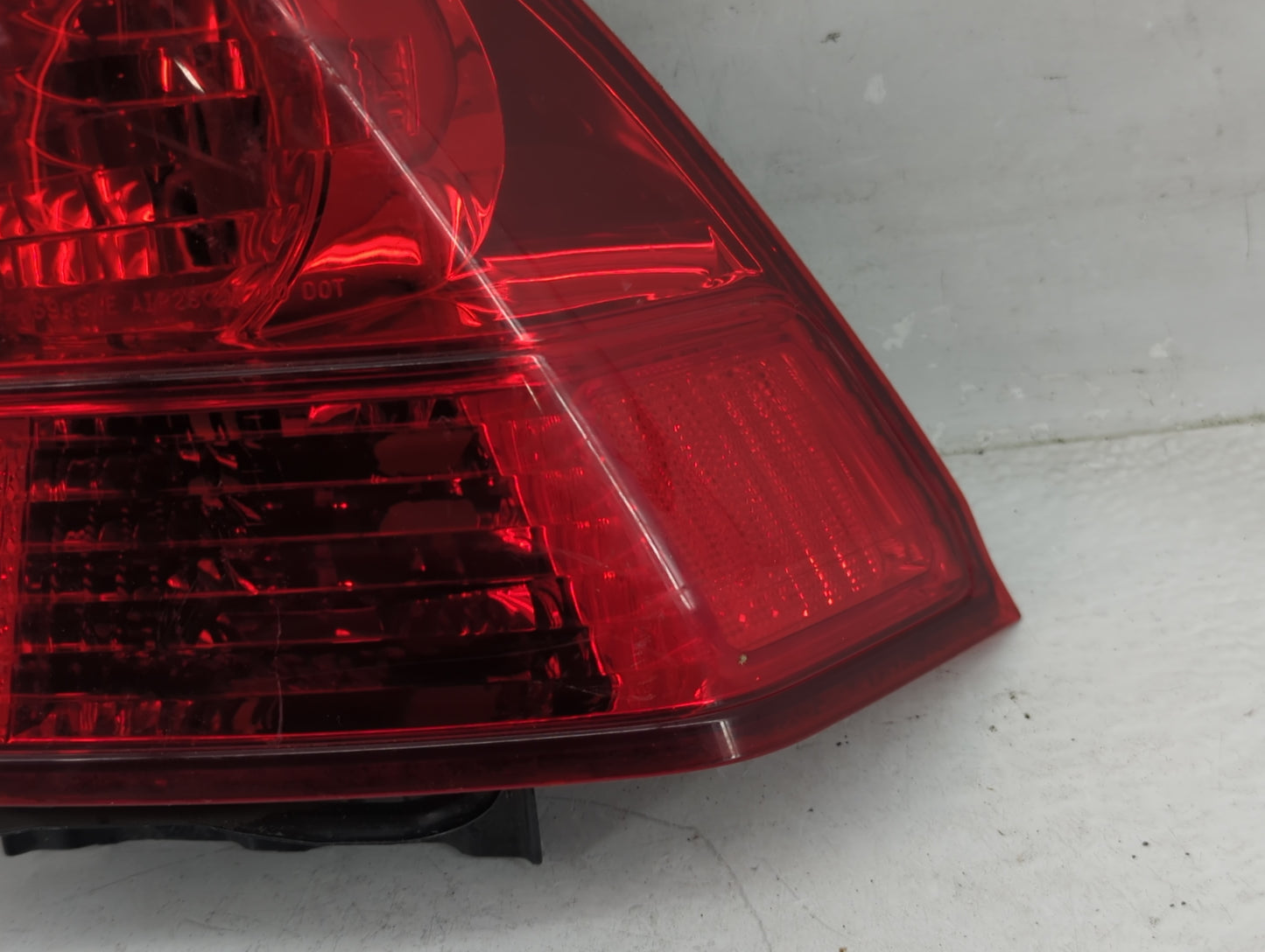 2003-2005 Honda Civic Tail Light Assembly Passenger Right OEM Fits Fits 2003 2004 2005 OEM Used Auto Parts - Oemusedautopart