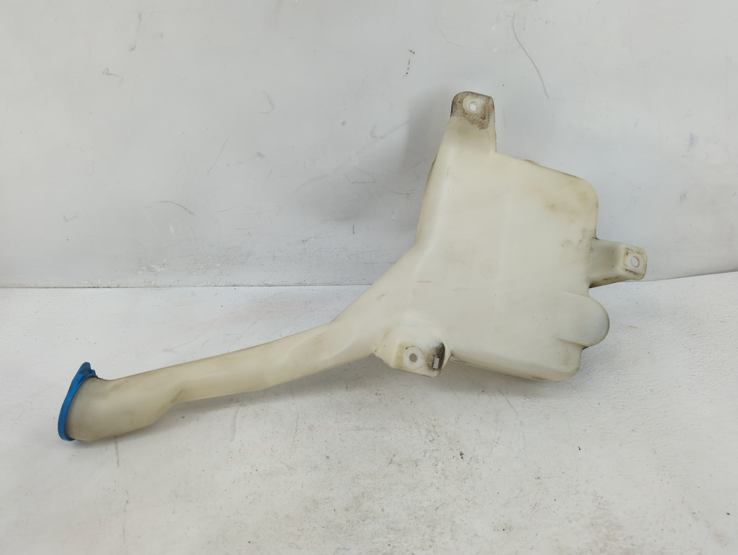 2001-2003 Honda Civic Windshield Washer Fluid Reservoir Bottle Oem - Oemusedautoparts1.com