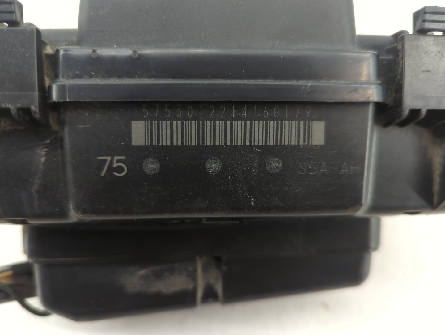 2001-2005 Honda Civic Fusebox Fuse Box Panel Relay Module Fits Fits 2001 2002 2003 2004 2005 OEM Used Auto Parts - Oemusedau