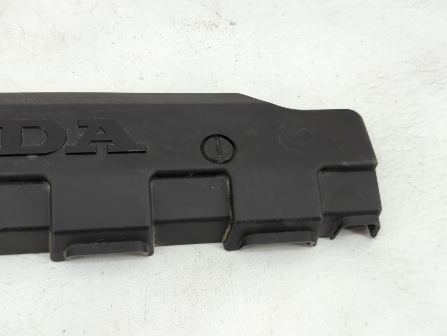 2003 Honda Civic Engine Cover Black 1457623 - Oemusedautoparts1.com