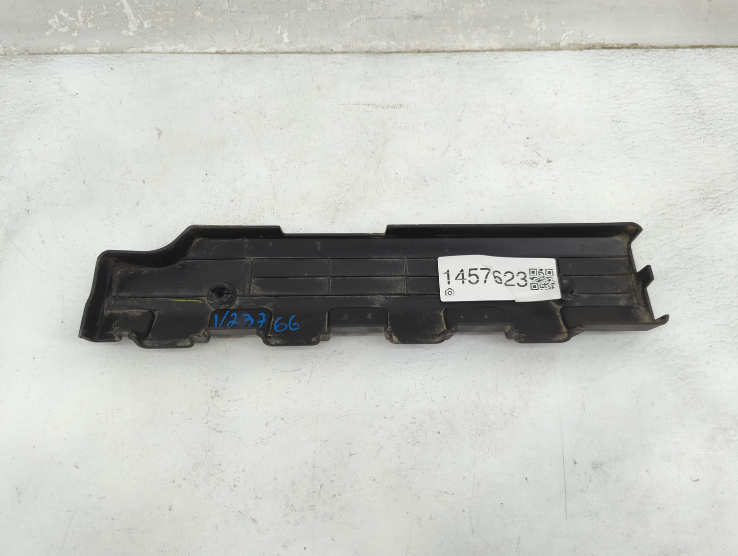 2003 Honda Civic Engine Cover Black 1457623 - Oemusedautoparts1.com