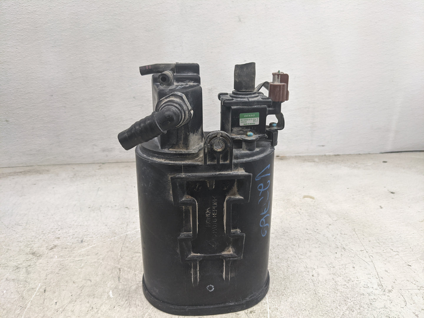 2003 Honda Civic Fuel Vapor Charcoal Canister - Oemusedautoparts1.com