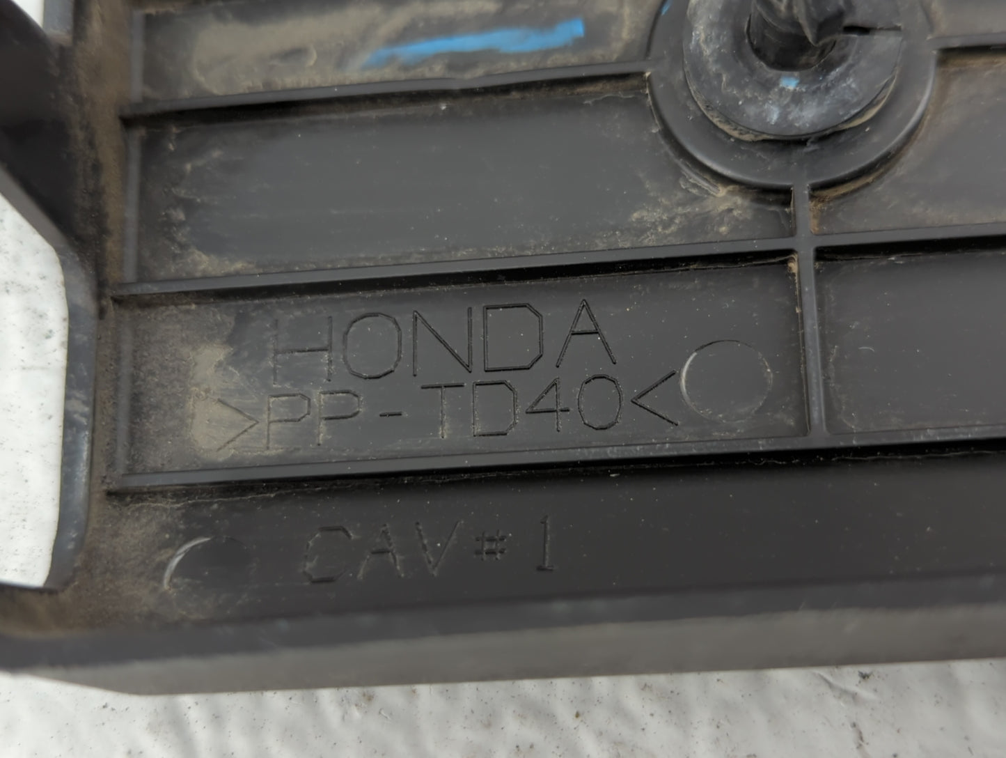 2003 Honda Civic Engine Cover Black - Oemusedautoparts1.com
