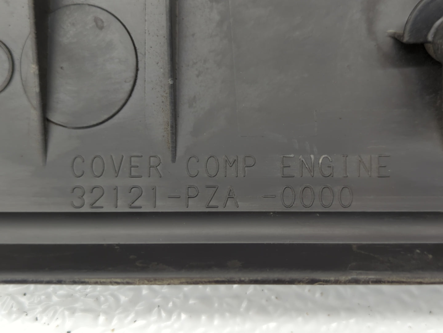 2003 Honda Civic Engine Cover Black - Oemusedautoparts1.com