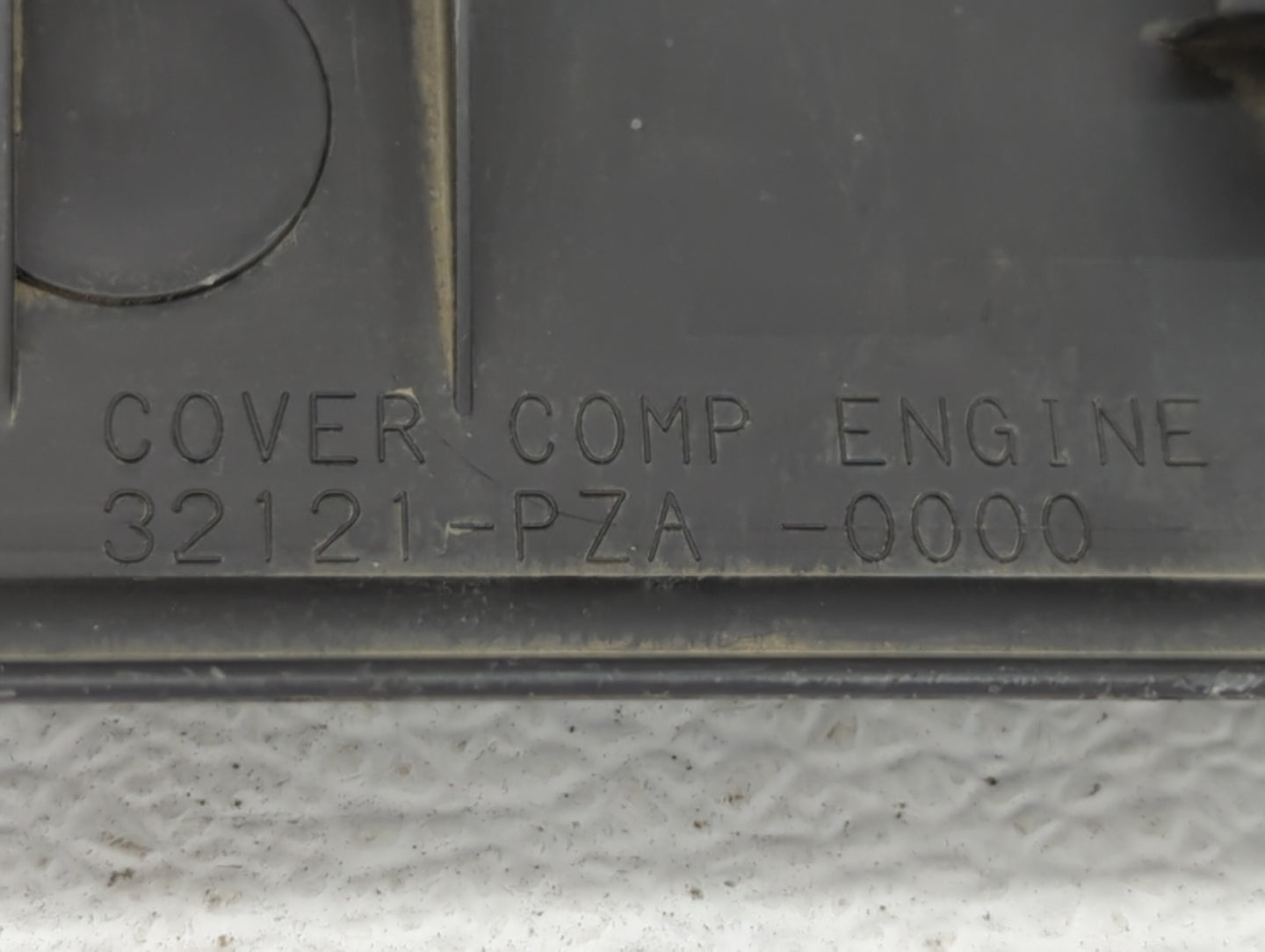 2003 Honda Civic Engine Cover - Oemusedautoparts1.com