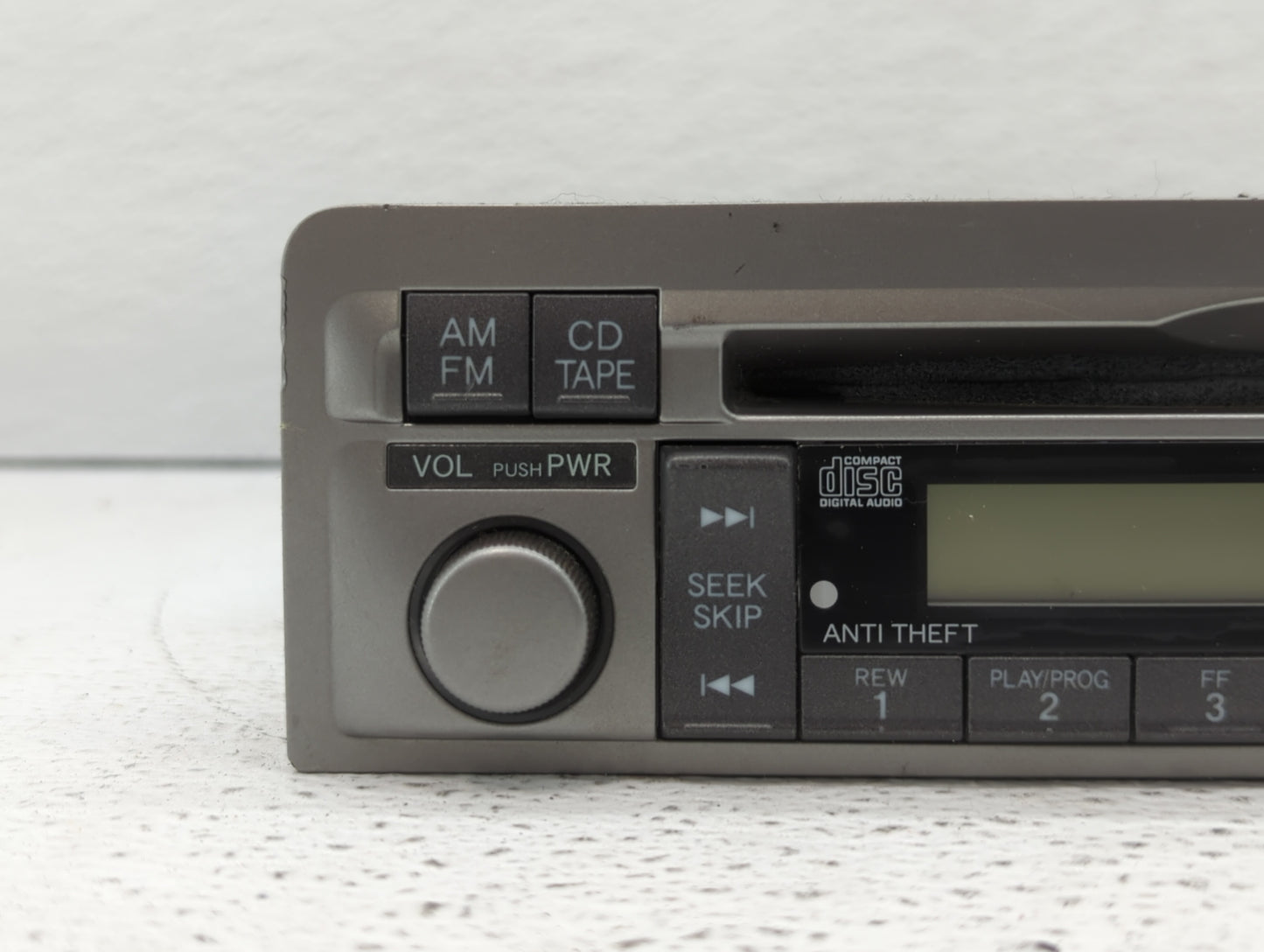 2003-2003 Honda Civic Am Fm Cd Player Radio Receiver - Oemusedautoparts1.com