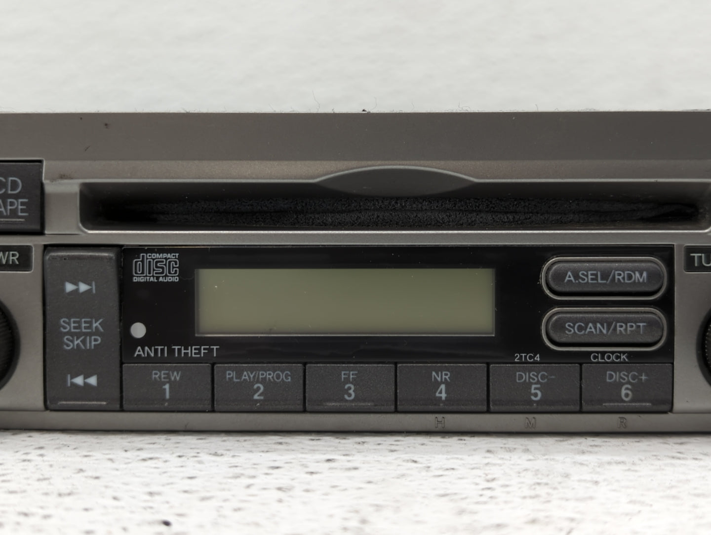 2003-2003 Honda Civic Am Fm Cd Player Radio Receiver - Oemusedautoparts1.com