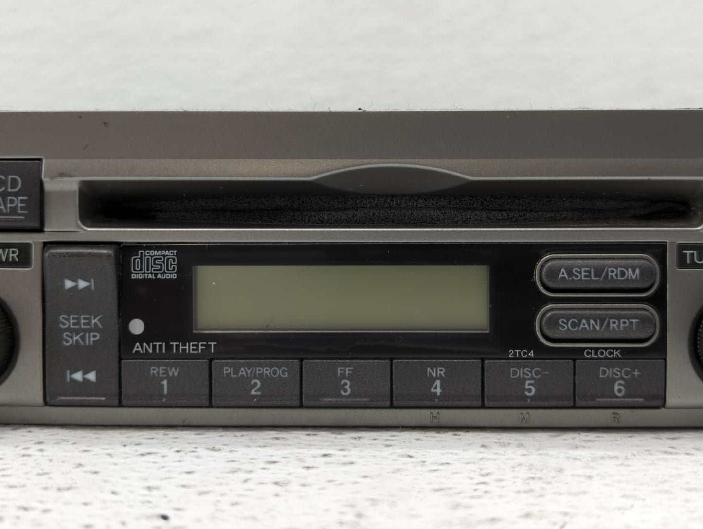 2003-2003 Honda Civic Am Fm Cd Player Radio Receiver - Oemusedautoparts1.com