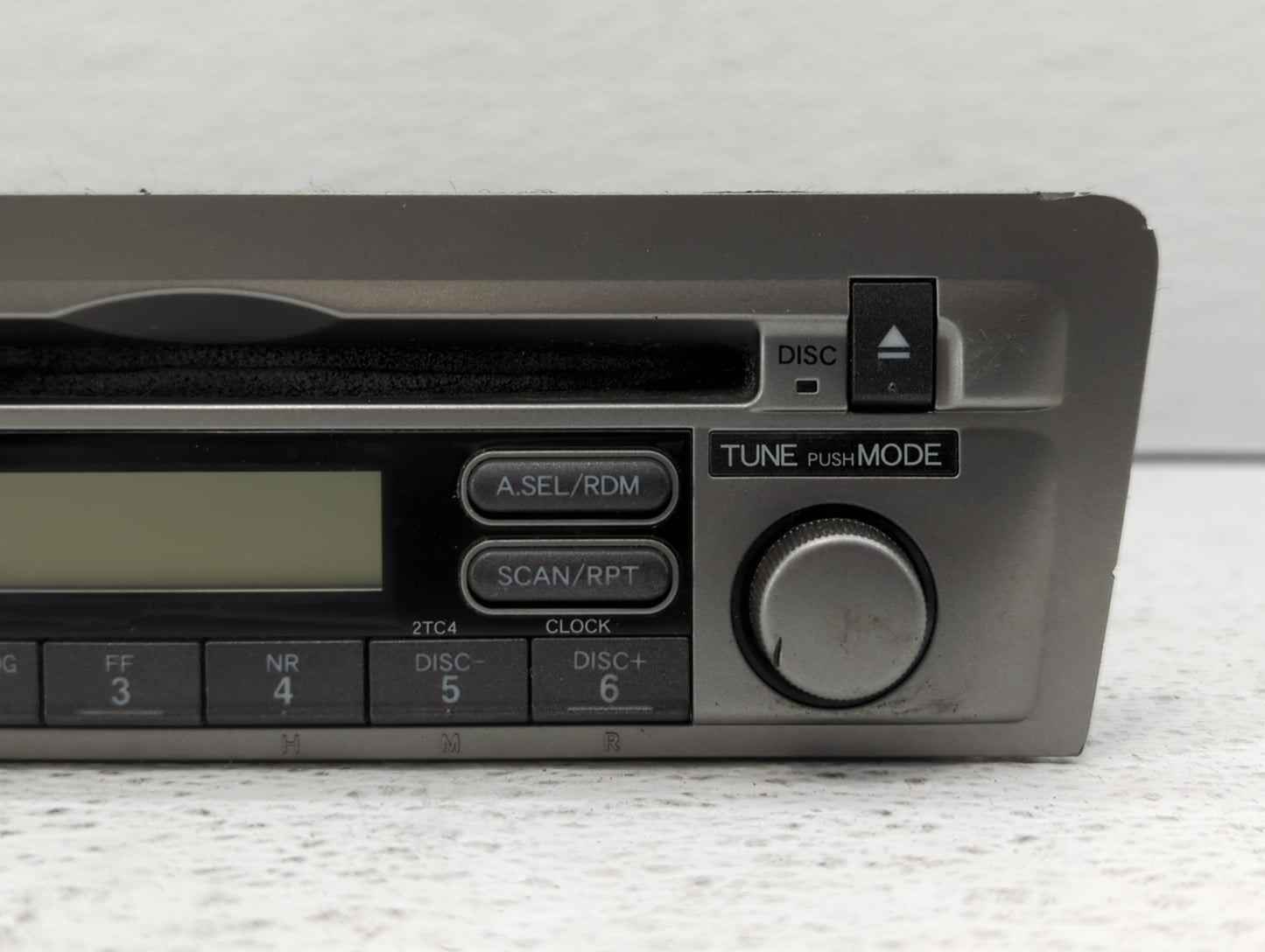 2003-2003 Honda Civic Am Fm Cd Player Radio Receiver - Oemusedautoparts1.com