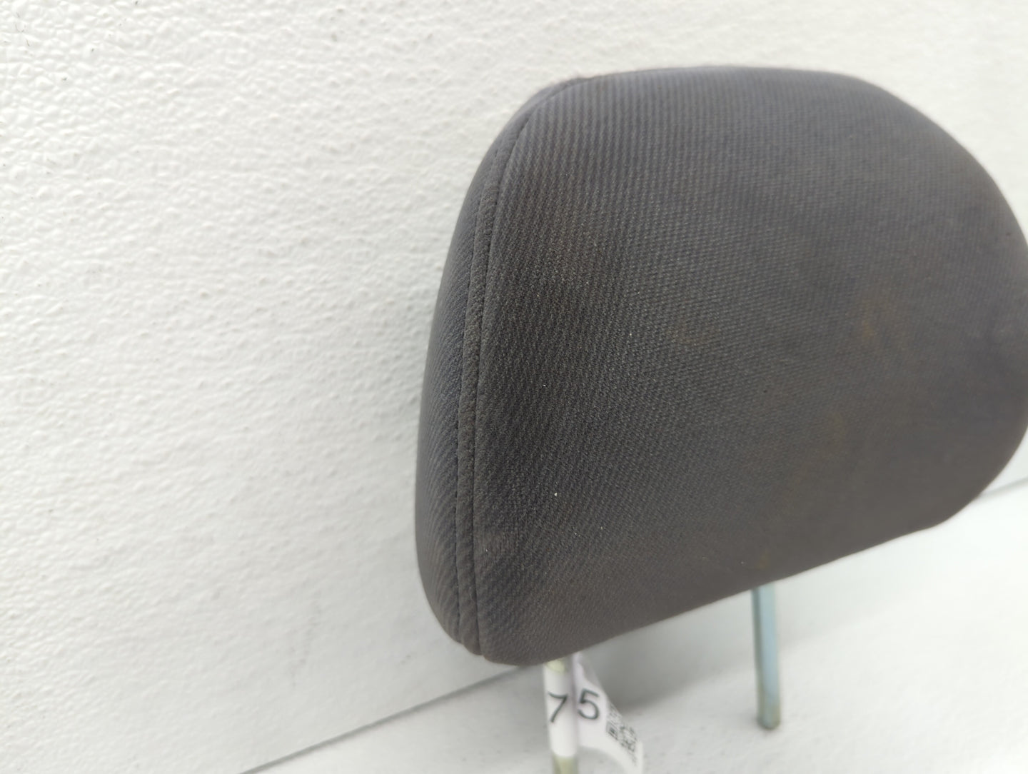 2003-2005 Honda Civic Headrest Head Rest Front Driver Passenger Seat - Oemusedautoparts1.com